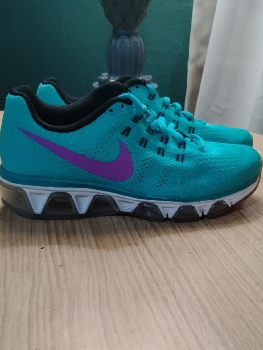 Nike Tailwind 8 Women's Running Shoes - Teal with Pink Logo - Picture 7 of 8